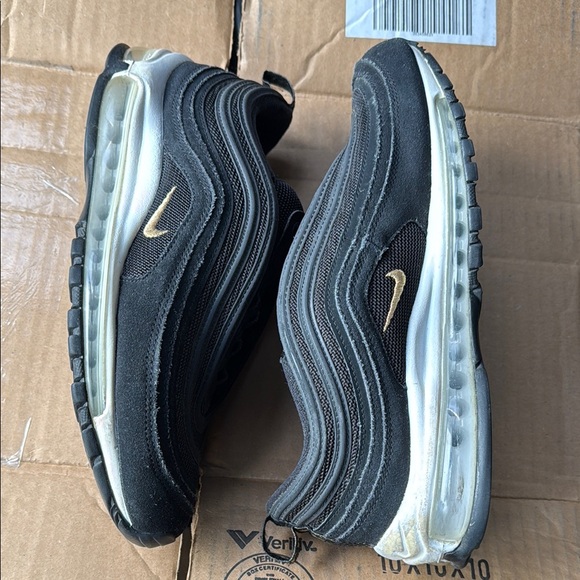 ‼️Sold ‼️Nike Black Air Max 97 Sneakers Sleek Design - Picture 3 of 6